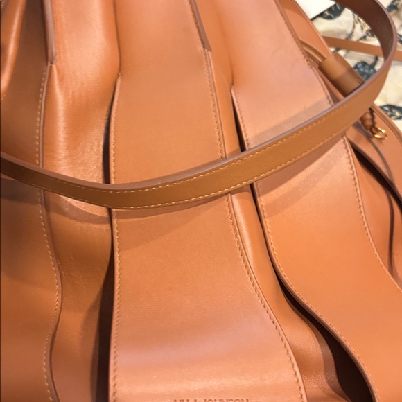 NWT ULLA JOHNSON Lotus Pleated Bucket Bag - Picture 9 of 11